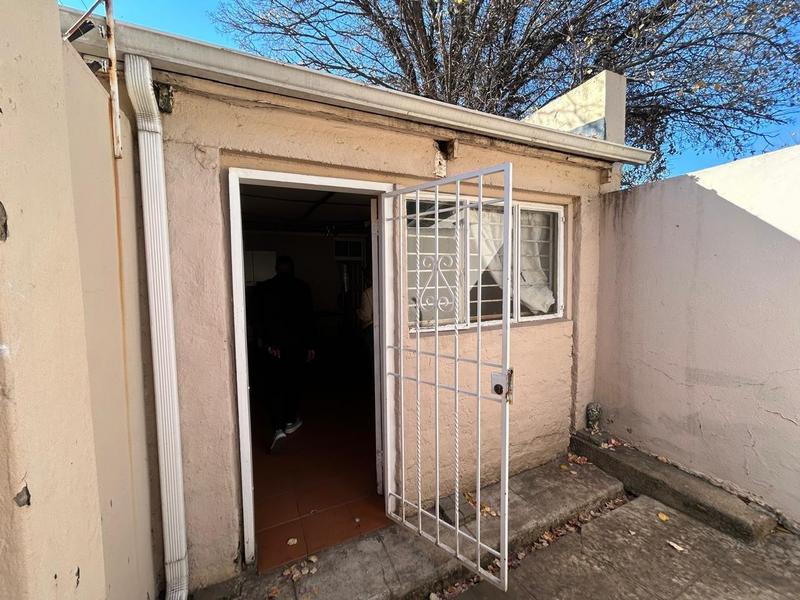 4 Bedroom Property for Sale in Orange Grove Eastern Cape